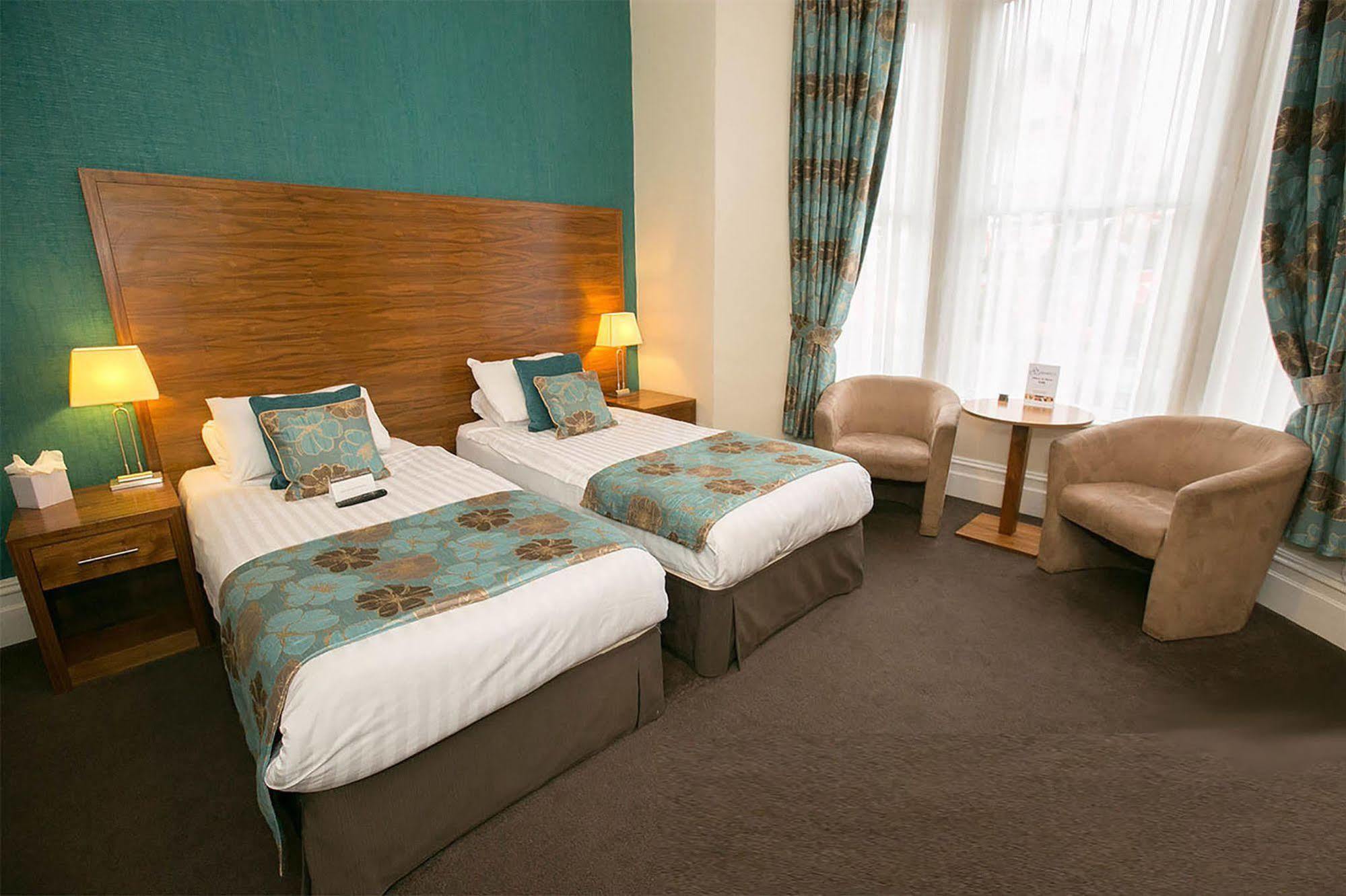 The Kimberley Hotel Harrogate Exterior photo